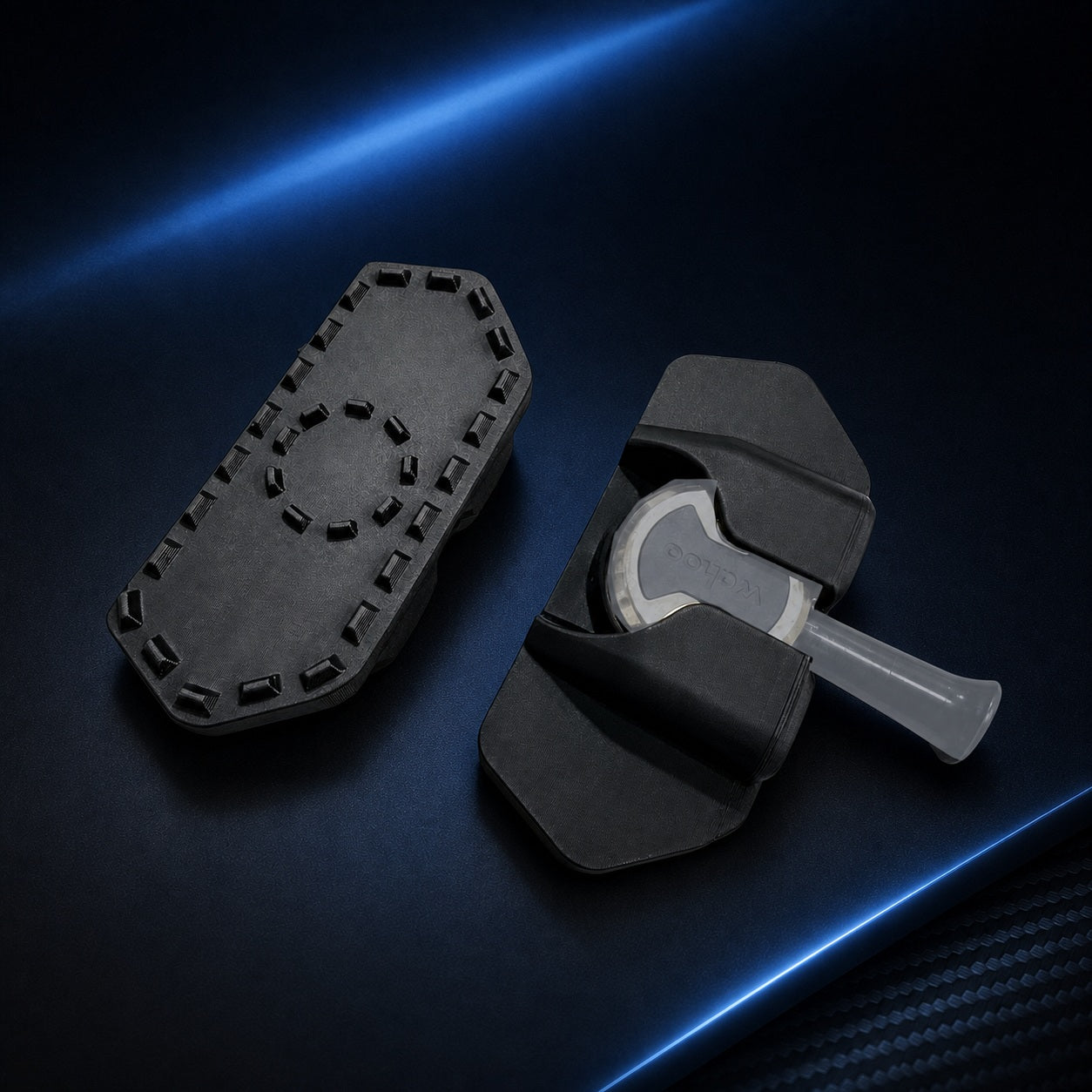 Black flat pedal adapter compatible with Wahoo Speedplay pedals, top view